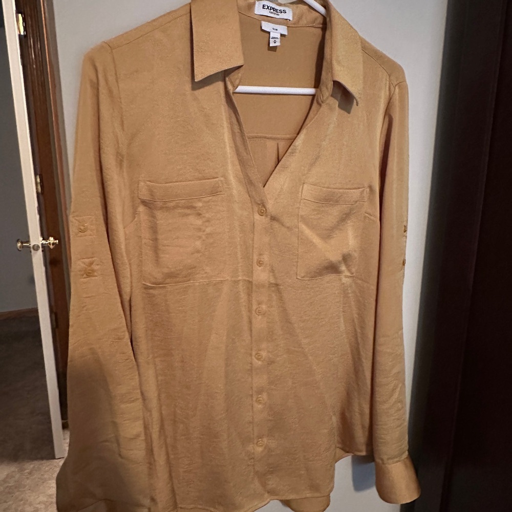 Express Gold Button-Up Slim Portofino Shirt Size M